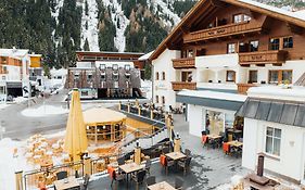 Hotel Mittagskogel Pitztal